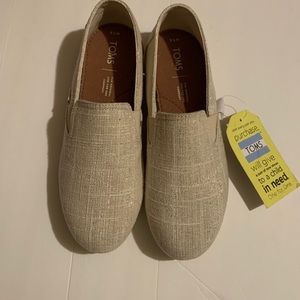 Toms shoes